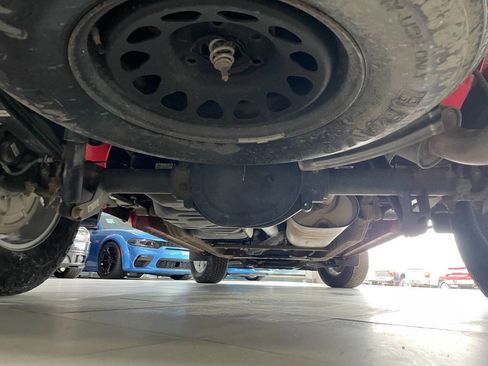 Used 2021 Chevrolet Silverado 1500 Custom image 14