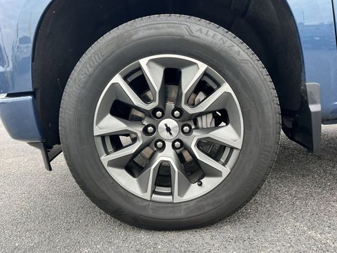 Used 2024 Chevrolet Silverado 1500 RST image 12