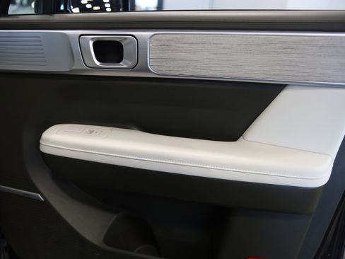 Used 2025 Hyundai Santa Fe Calligraphy image 41