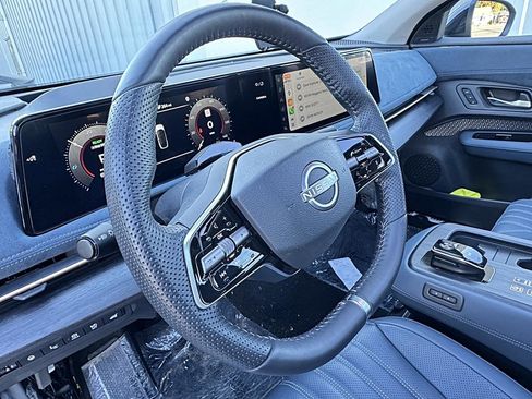Used 2024 Nissan Ariya PLATINUM+ e-4ORCE AWD image 6
