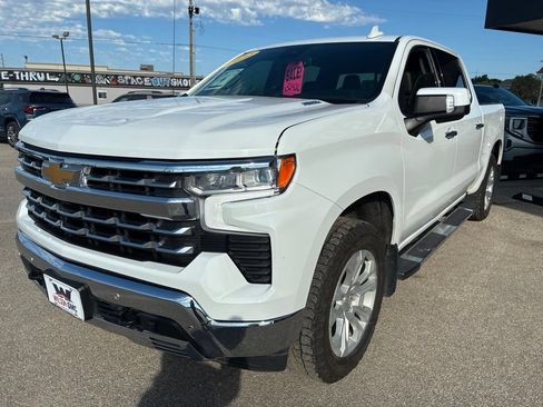 Used 2022 Chevrolet Silverado 1500 LTZ AWD/4WD image 6