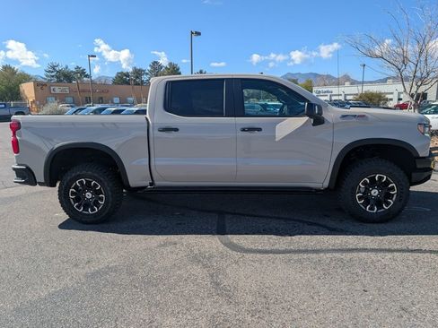 New 2026 Chevrolet Silverado 1500 ZR2 image 6