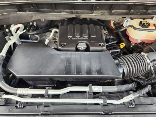 Used 2024 GMC Sierra 1500 Elevation RWD image 32