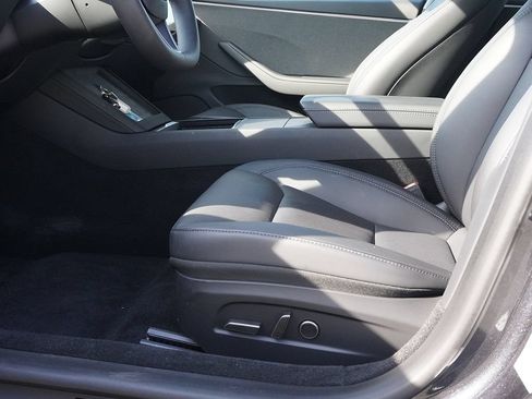 Used 2024 Tesla Model 3 Standard Range RWD image 24