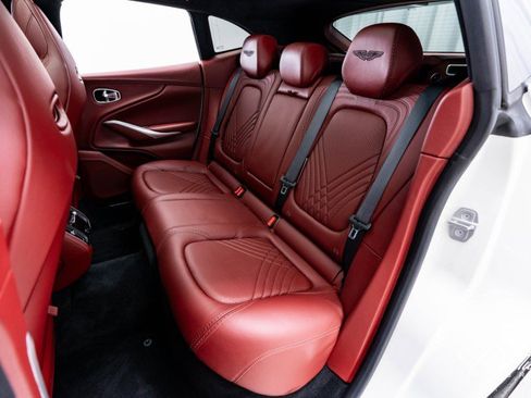 Used 2021 Aston Martin DBX image 54