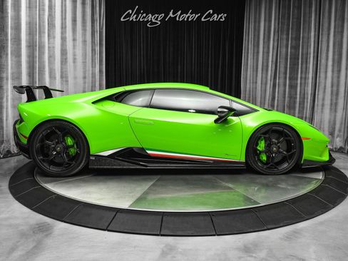 Used 2018 Lamborghini Huracan Performante image 41