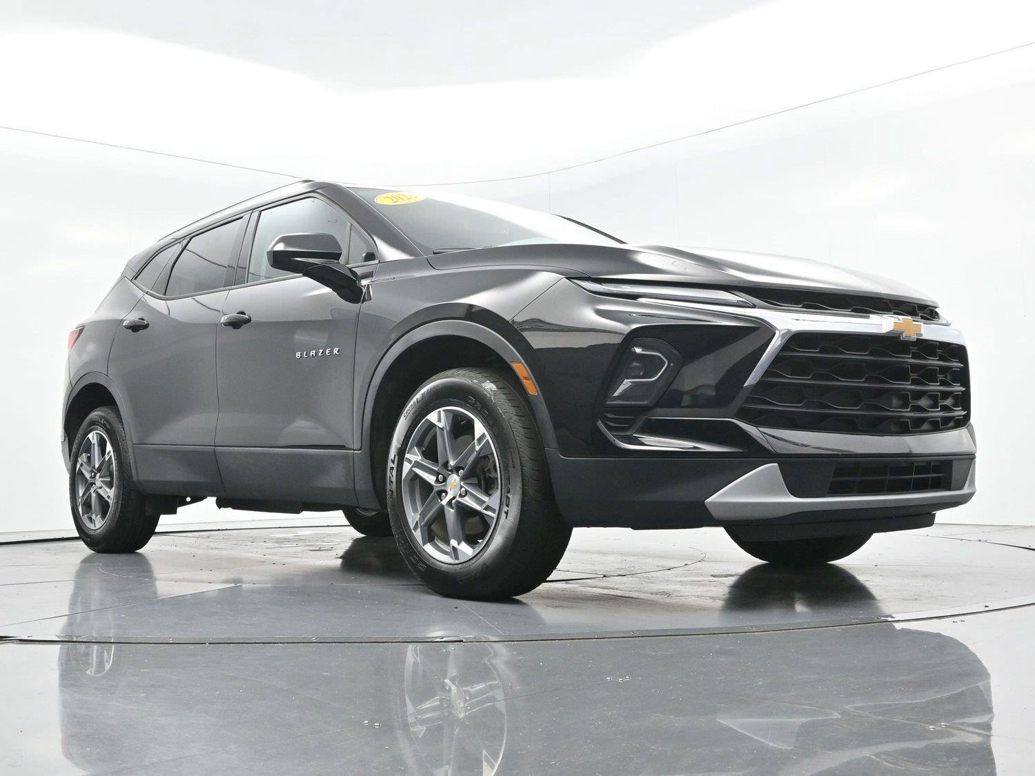 Used 2023 Chevrolet Blazer LT w/ Convenience Package FWD image 47