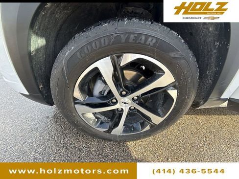 Used 2024 Chevrolet Trax RS w/ Driver Confidence Package image 34