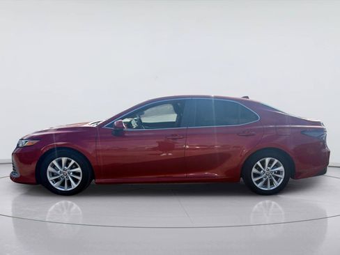 Used 2023 Toyota Camry LE FWD image 8