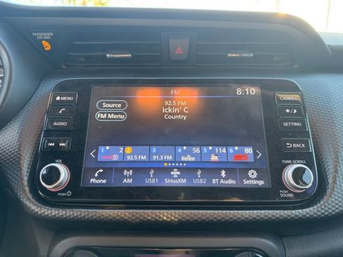 Used 2022 Nissan Kicks SV image 17