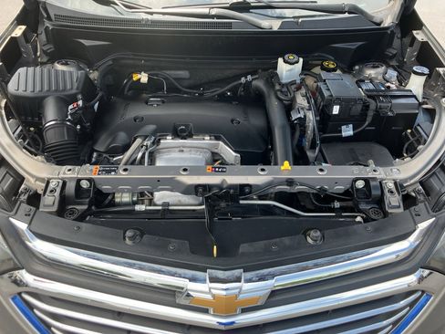 Used 2019 Chevrolet Equinox Premier FWD image 39