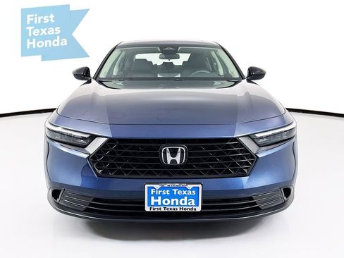 Used 2025 Honda Accord SE image 2
