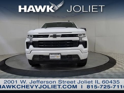 Used 2024 Chevrolet Silverado 1500 RST AWD/4WD image 2
