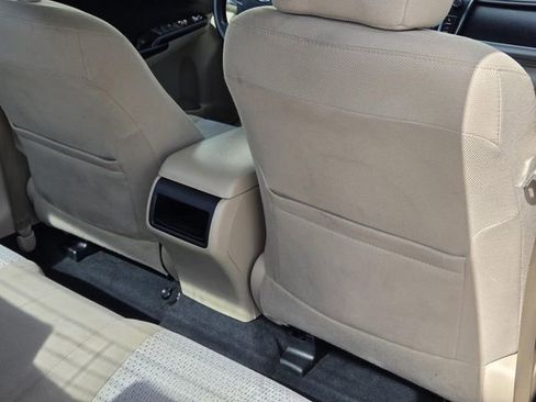 Used 2012 Toyota Camry LE image 25