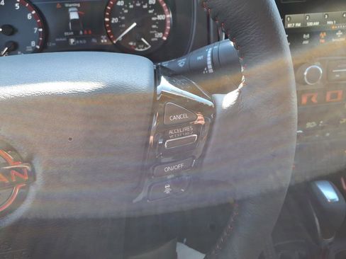 New 2026 Nissan Frontier PRO-4X w/ Pro-4x Convenience Package image 3