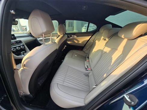 Used 2022 Genesis G70 3.3T w/ Sport Advanced Package RWD image 8