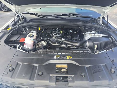 Certified 2023 Jeep Grand Cherokee Altitude AWD/4WD image 39