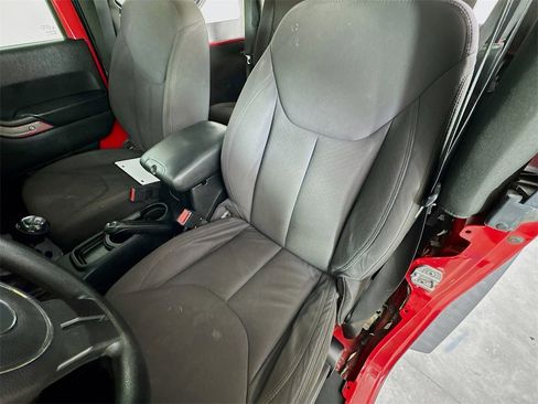 Used 2014 Jeep Wrangler Sport image 17