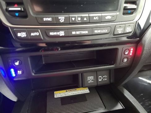 Used 2022 Honda Passport Elite image 36
