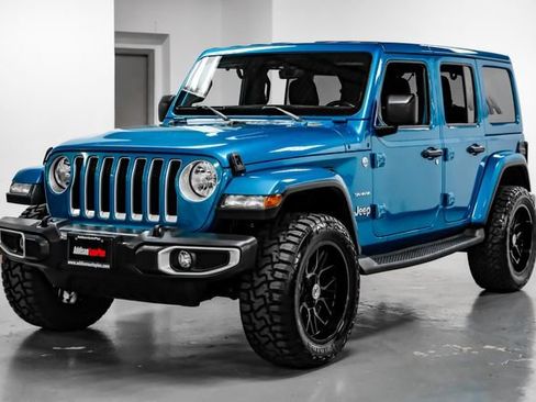 Used 2020 Jeep Wrangler Unlimited Sahara AWD/4WD image 6