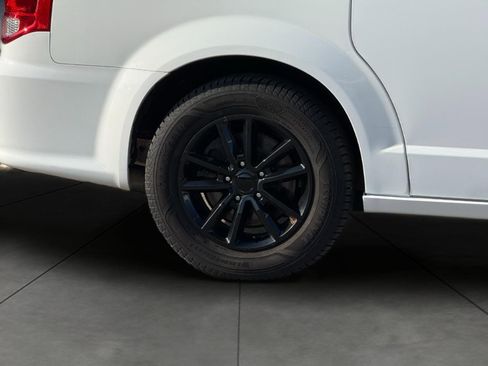 Used 2019 Dodge Grand Caravan GT FWD image 8