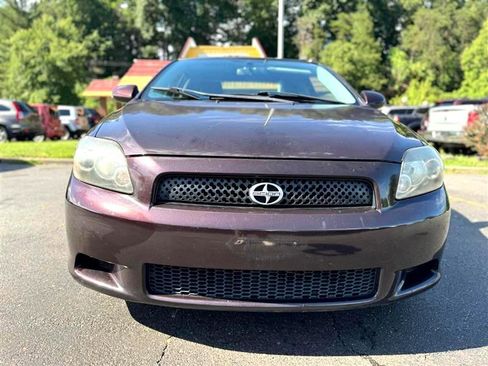 Used 2010 Scion tC image 2