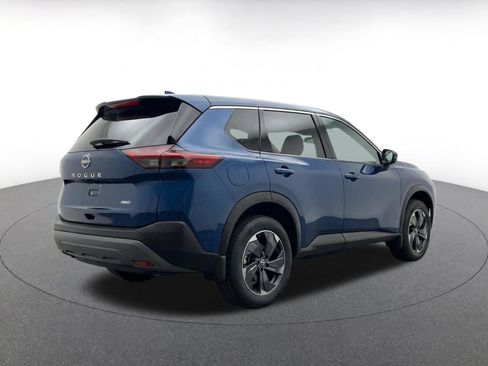Used 2025 Nissan Rogue SV FWD image 11