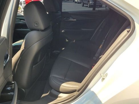 Used 2025 Cadillac CT4 Premium Luxury image 7