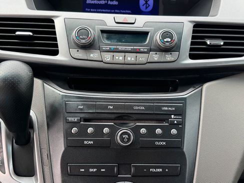 Used 2012 Honda Odyssey EX image 25