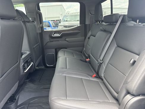 New 2026 GMC Sierra 1500 SLT w/ SLT Premium Plus Package AWD/4WD image 5