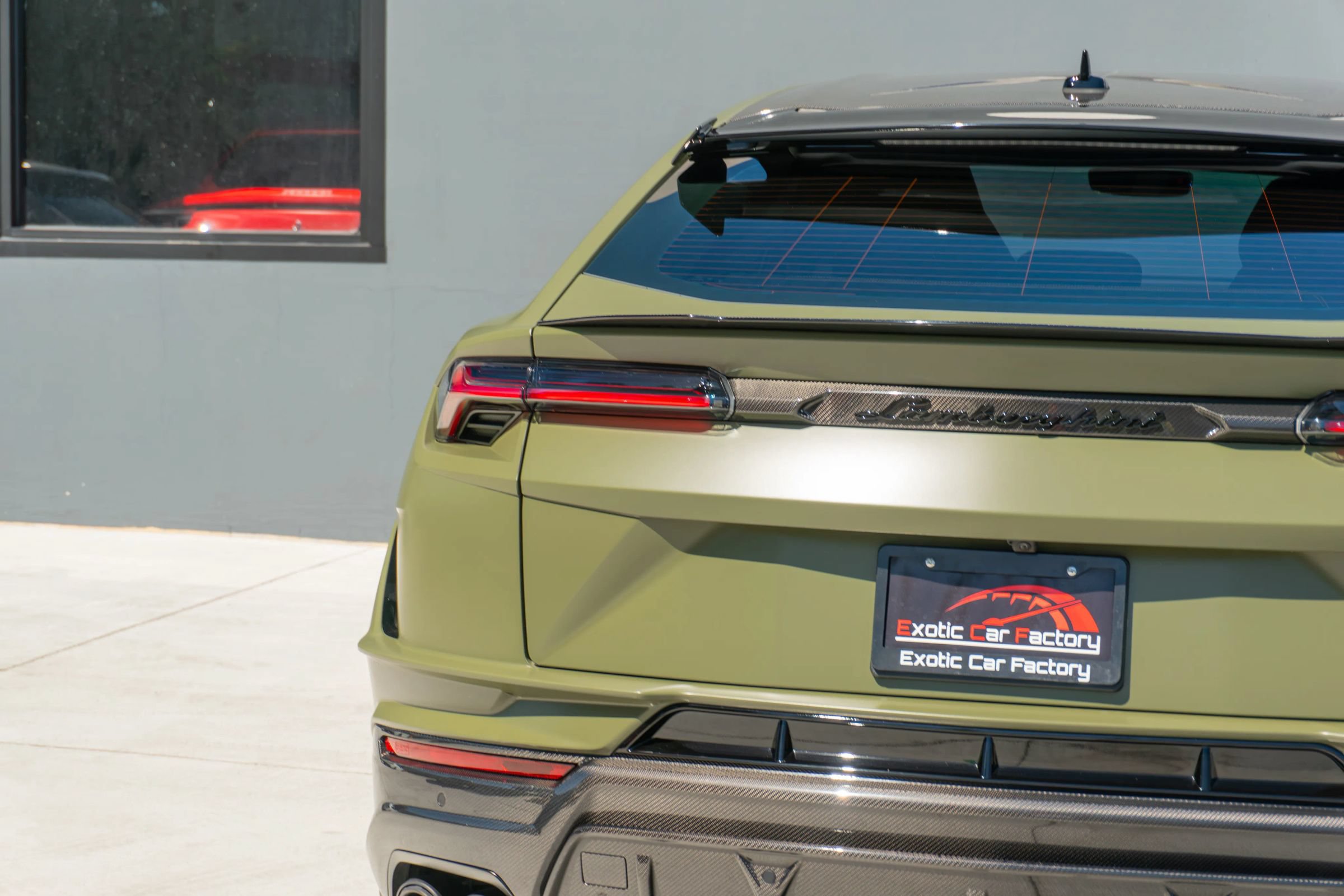 Used 2024 Lamborghini Urus Performante AWD/4WD image 44