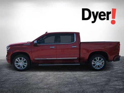 Certified 2025 Chevrolet Silverado 1500 High Country w/ High Country Premium Package AWD/4WD image 7