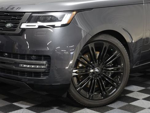 Certified 2024 Land Rover Range Rover SE AWD/4WD image 3