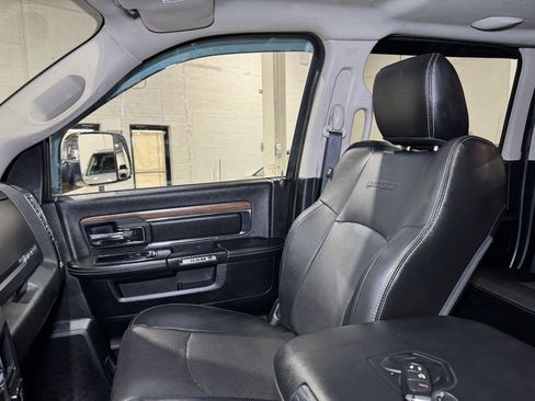 Used 2014 RAM 3500 Laramie w/ Convenience Group image 21