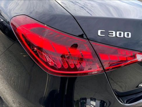 Used 2025 Mercedes-Benz C 300 4MATIC Sedan image 25