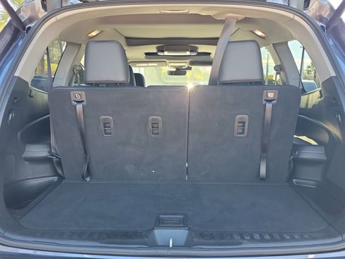 Used 2021 Honda Pilot Elite image 10