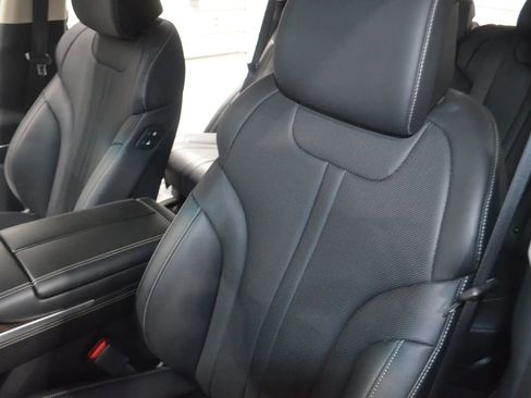 Used 2024 Genesis GV80 2.5T image 12