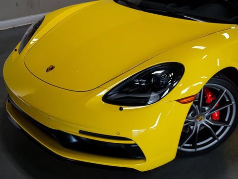 Used 2019 Porsche 718 Cayman RWD image 70
