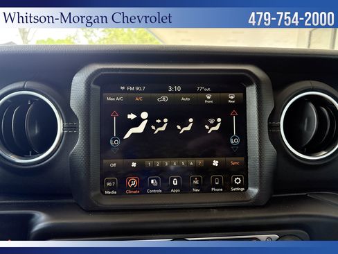 Used 2022 Jeep Wrangler Unlimited Sahara AWD/4WD image 23