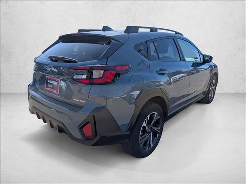 Used 2025 Subaru Crosstrek 2.5i Premium w/ Crosstrek Mirror Package AWD/4WD image 5