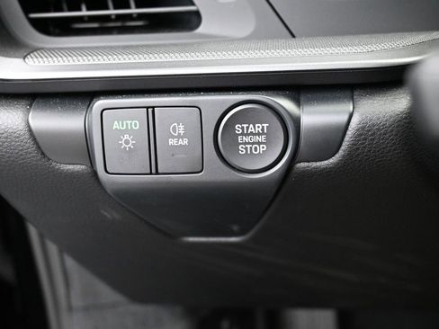 Used 2025 Porsche 911 Carrera image 11