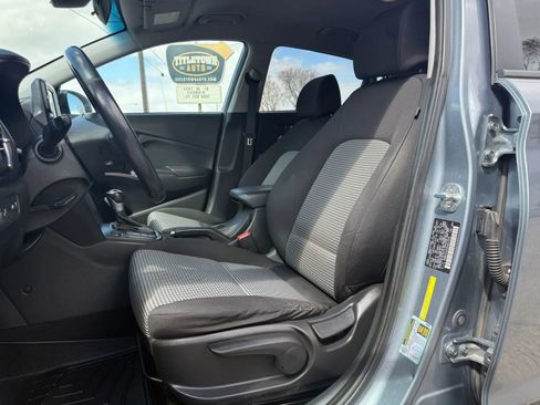 Used 2019 Hyundai Kona SEL image 8