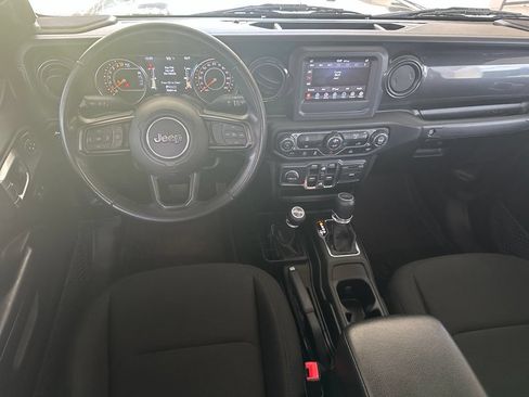 Used 2020 Jeep Gladiator Sport AWD/4WD image 15