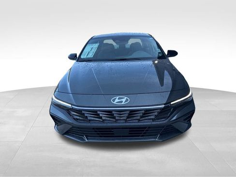 New 2026 Hyundai Elantra SEL Sport image 7