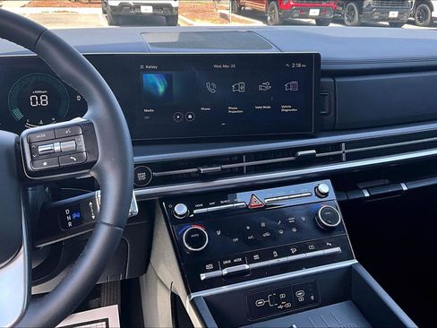 Used 2024 Hyundai Santa Fe SEL image 6