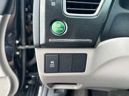 Used 2013 Honda Civic LX image 16