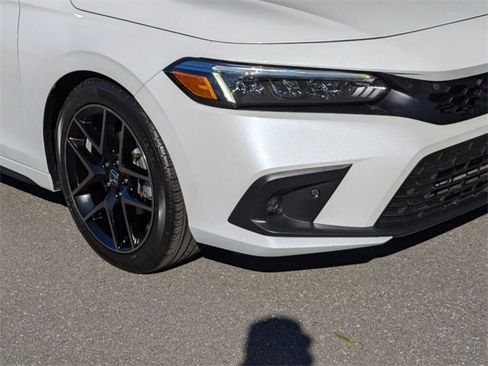 Certified 2022 Honda Civic Sport Touring image 2