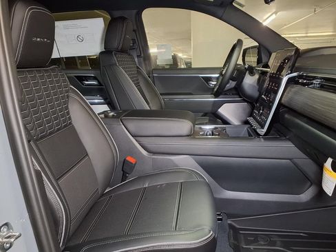 New 2026 GMC Sierra EV Denali AWD/4WD image 6