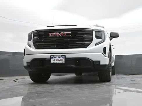 New 2025 GMC Sierra 1500 Elevation image 72