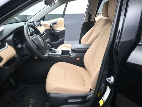 Used 2025 Toyota RAV4 LE FWD image 11